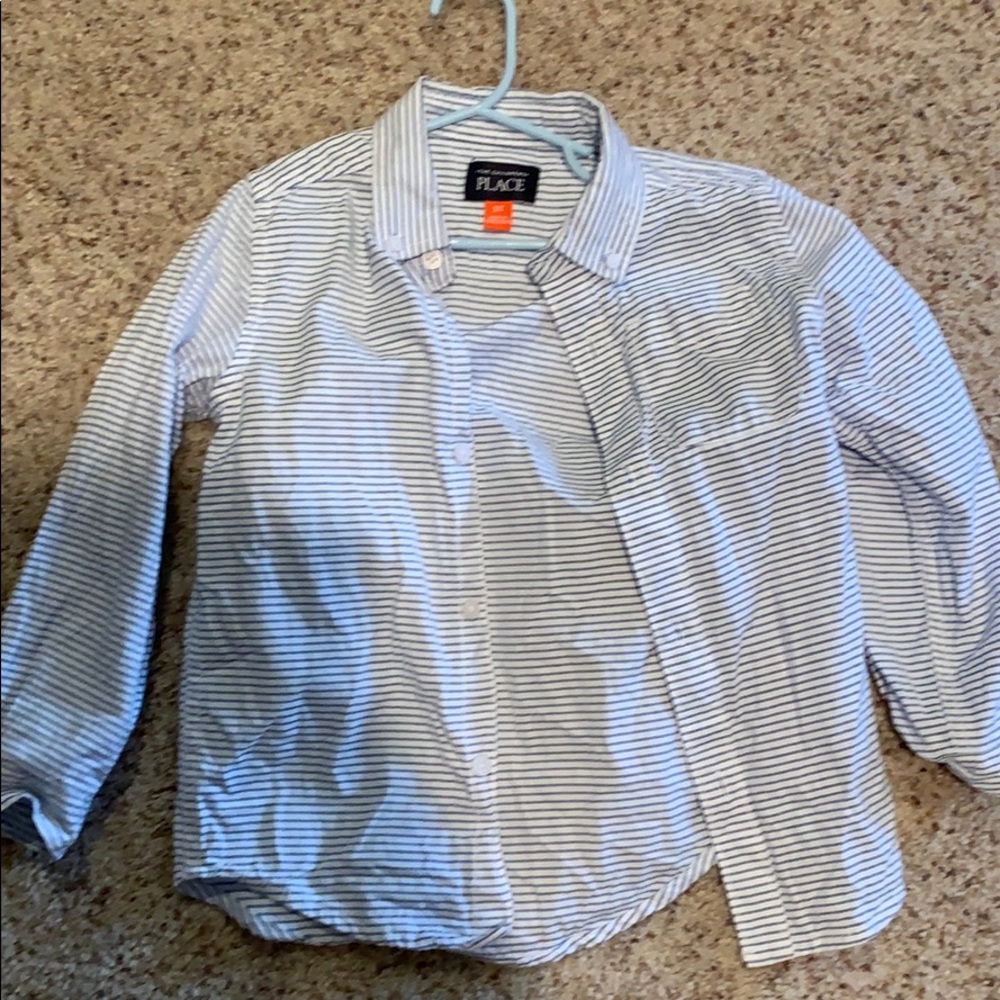Children place boys size 5t button down